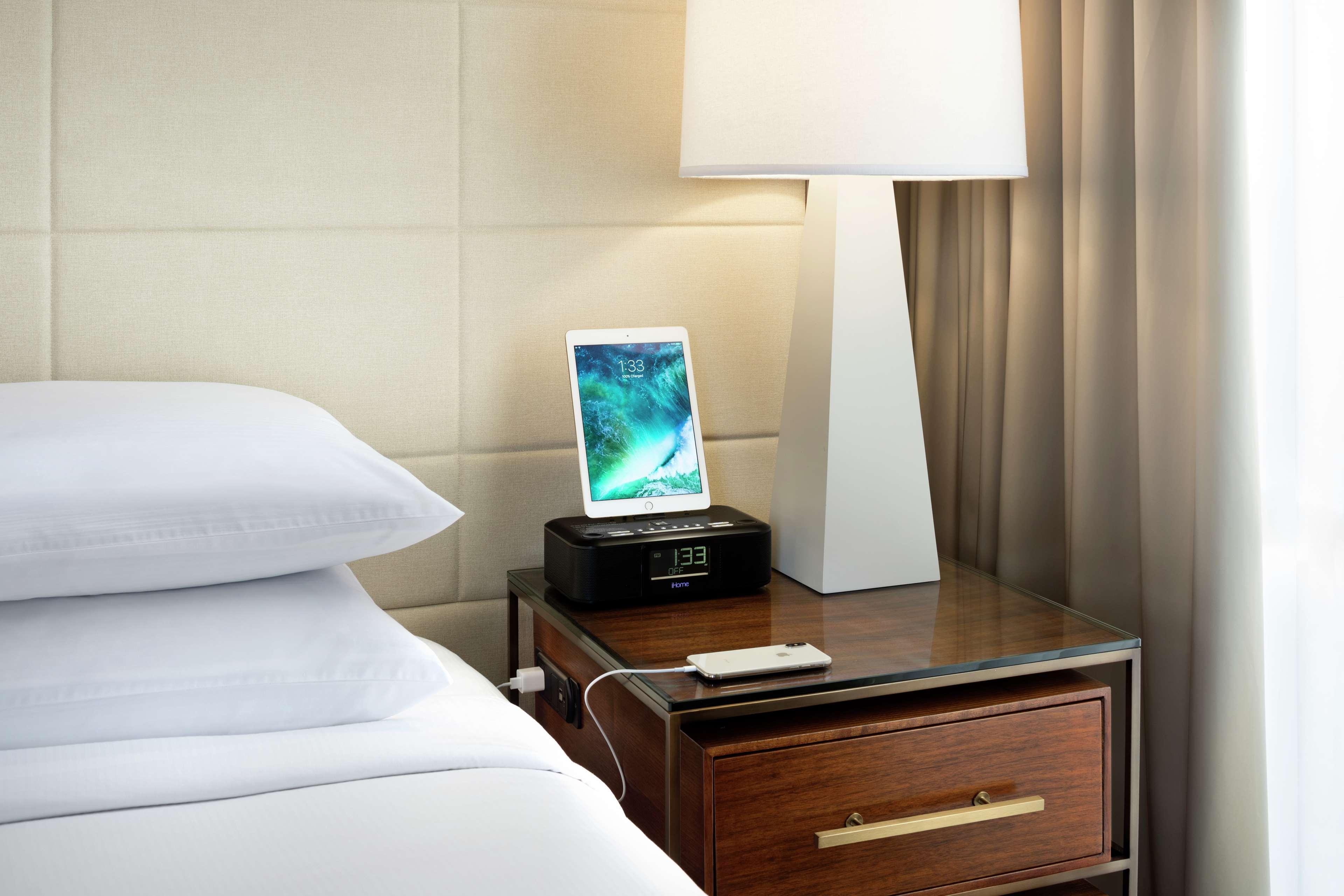 Doubletree By Hilton Hotel Dallas Campbell Centre Εξωτερικό φωτογραφία
