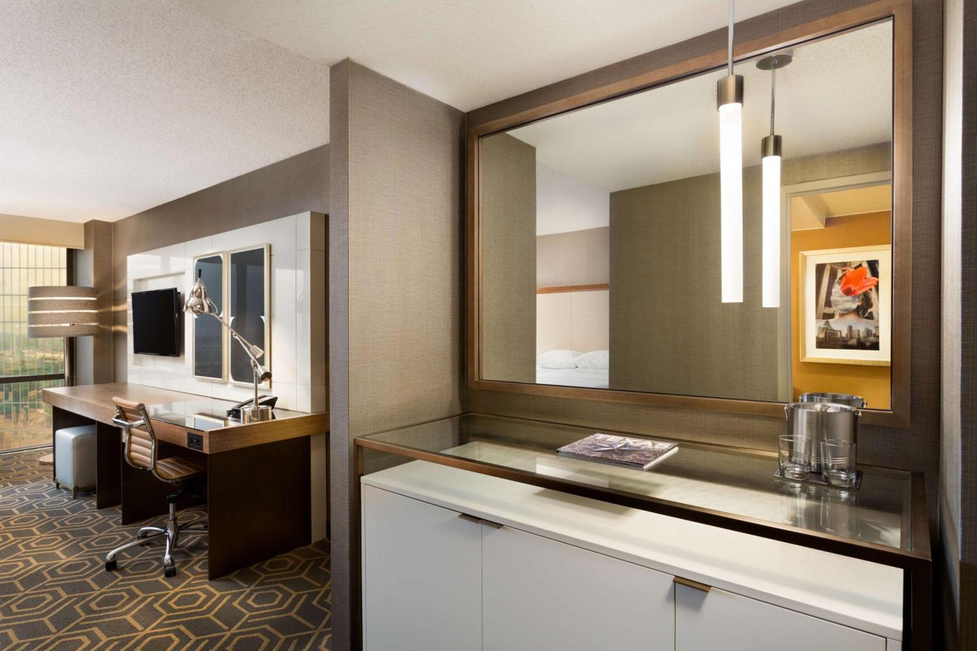 Doubletree By Hilton Hotel Dallas Campbell Centre Εξωτερικό φωτογραφία