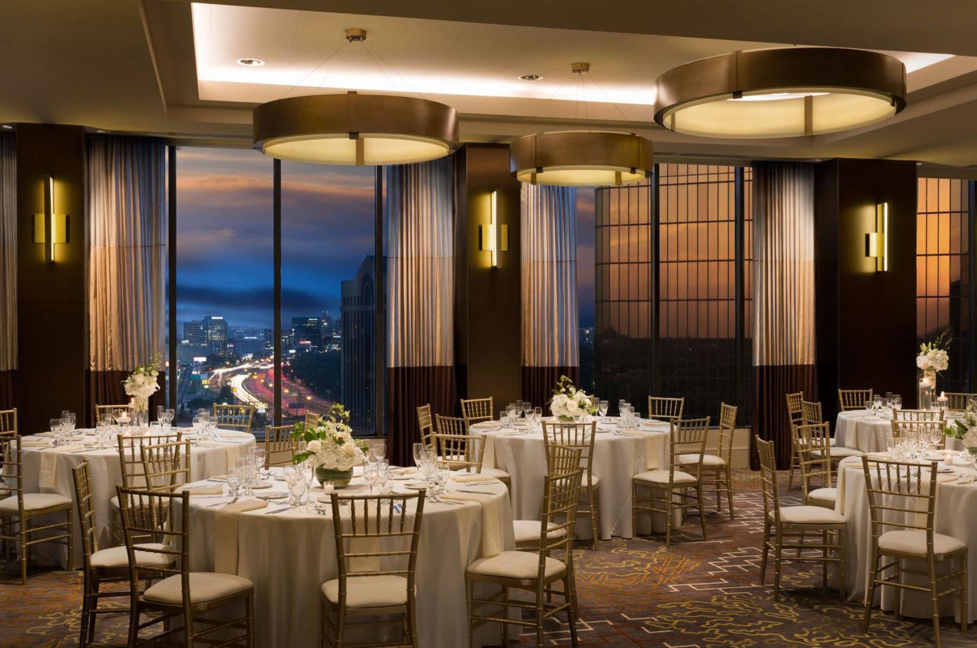 Doubletree By Hilton Hotel Dallas Campbell Centre Εξωτερικό φωτογραφία