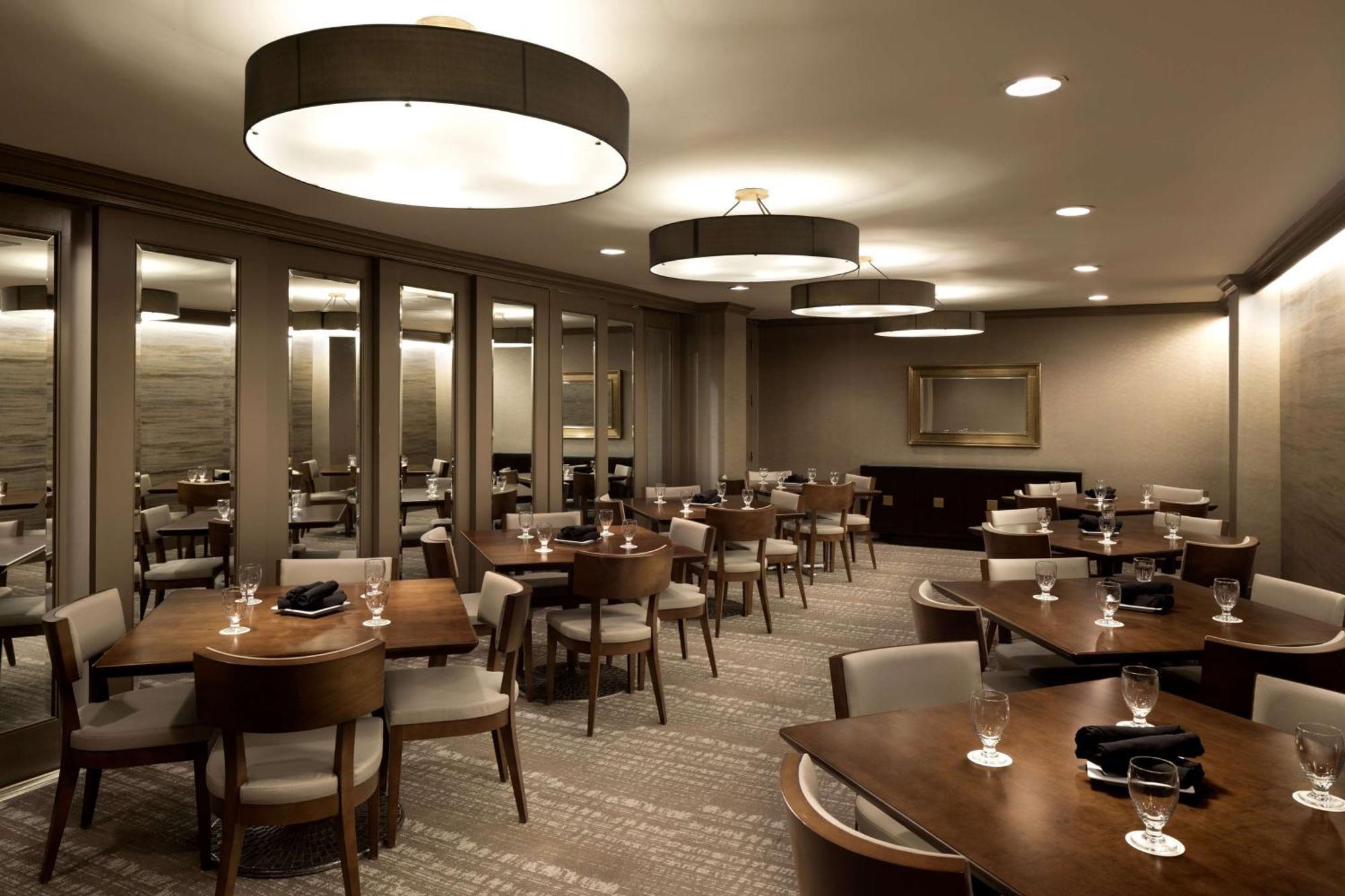 Doubletree By Hilton Hotel Dallas Campbell Centre Εξωτερικό φωτογραφία